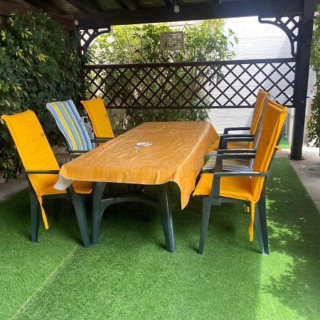 Villa Rita A 200M Dal Mare I Bacini 外观 照片